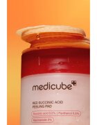Medicube Red Succinic Acid Peeling Pad eksfoliacijske blazinice za problematično kožo 70 kos