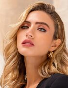 Mesauda Cult Matte matirajoča šminka odtenek 203 Angelic 3.5 g
