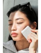 Mizon Inout Smooth Mineral Sun Stick mineralna zaščitna krema za obraz in občutljive predele v paličici SPF 50+ 26 g