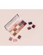 MUA Makeup Academy Eyeshadow Collection 15 Shade Palette paleta senčil za oči odtenek Blush Nudes 12 g