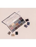 MUA Makeup Academy Eyeshadow Collection 15 Shade Palette paleta senčil za oči odtenek Illusionist 12 g