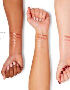MUA Makeup Academy Virtual Glow hranilni sijaj za ustnice za bleščeč sijaj odtenek IRL 6.5 ml