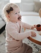 Mushie Eva držalo za dudo Cloudy Mauve 1 kos