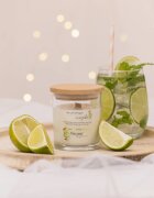 Nacomi Soy Candle Home Fragrances dišeča sveča z lesenim stenjem 140 g
