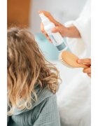 Naif Baby & Kids Hair Lotion hranilni balzam brez spiranja za lažje razčesavanje las 150 ml