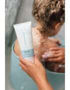 Naif Baby & Kids Wash Gel čistilni gel za umivanje za otroke in dojenčke za telo in obraz 200 ml