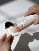 Nail HQ Acetone Free odstranjevalec laka za nohte brez acetona 235 ml