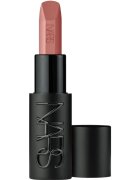 Nars Explicit Lipstick satenasta šminka odtenek ADULTEROUS 3.8 g