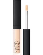 Nars Mini Radiant Creamy Concealer kremasti korektor (posvetlitveni) odtenek MADELEINE 1.4 ml