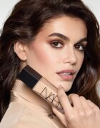 Nars Natural Matte Longwear Foundation dolgoobstojen tekoči puder z mat učinkom odtenek SIBERIA 30 ml
