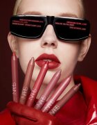 Nars POWERMATTE HIGH-INTENSITY LIP PENCIL dolgoobstojni svinčnik za ustnice z mat učinkom odtenek BOHEMIAN RHAPSODY 24 g
