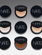 Nars SOFT MATTE POWDER matirajoči puder odtenek CREEK 9 g