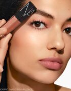 Nars Sparked Liquid Eyeshadow bleščeča tekoča senčila za oči odtenek LIVING DOLL 3.5 ml