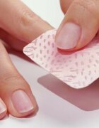 NeoNail Pads Lint-Free Perforated čistilne blazinice za nohte 175 kos