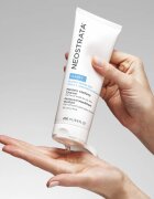 NeoStrata Clarify Mandelic Clarifying Cleanser čistilni gel za mastno kožo 200 ml