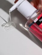 Neutrogena Clear & Defend+ čistilni gel proti aknam 200 ml