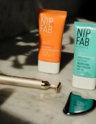 NIP+FAB Hyaluronic Fix Extreme4 vlažilna krema za obraz SPF 50 50 ml