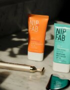 NIP+FAB Vitamin C Fix Glow Moisturiser posvetlitvena krema za obraz SPF 50 50 ml