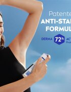 Nivea Black & White Invisible Silky Smooth antiperspirant v pršilu za ženske 200 ml