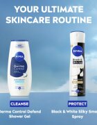 Nivea Black & White Invisible Silky Smooth antiperspirant v pršilu za ženske 200 ml