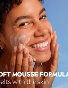 Nivea Caring čistilna pena za obraz za suho in občutljivo kožo 150 ml
