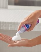 Nivea Diamond Gloss penasti utrjevalec za lase 150 ml