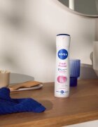 Nivea Fresh Flower deodorant v pršilu za ženske 150 ml