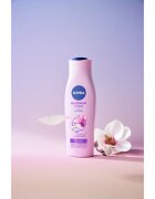 Nivea Hairmilk Shine negovalni šampon 250 ml