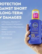 Nivea SUN Protect & Moisture pršilo za sončenje SPF 15 200 ml