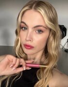 NL Beauty Gloss Boss dolgoobstojni sijaj za ustnice odtenek BFF 3.5 ml