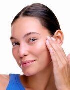 Notino Hydrating Face Oil with Squalane & Vitamins C + E posvetlitveno olje z vitaminom C 15 ml