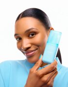 Notino Hydrating Serum with Hyaluronic Acid & Vitamins C + E vlažilni serum za posvetlitev in zgladitev kože 30 ml