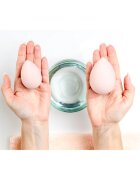 Notino Super Soft Make-Up Sponge gobica za tekoči puder v obliki kapljice Beige 1 kos