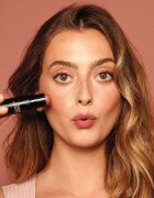 Nudestix Nudies Matte večnamensko ličilo za oči ustnice in obraz odtenek Sunkissed 7 g