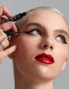 NYX Professional Makeup Epic Wear Liquid Liner tekoče črtalo za oči z mat finišem odtenek 07 Red 3.5 ml