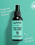 NYX Professional Makeup Makeup Setting Spray Dewy pršilo za fiksiranje 180 ml