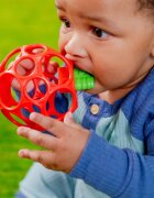 Oball Teether My Own™ grizalo Apple 1 kos