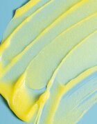 OLEHENRIKSEN Transform Lemonade Smoothing Srub gladilni piling za obraz z učinkom eksfoliacije 90 g