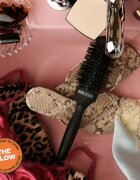 Olivia Garden Club The Glow Blowout Ceramic Round Brush Black okrogla krtača za lase M 1 kos