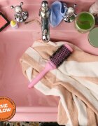 Olivia Garden Club The Glow Blowout Ceramic Round Brush Pink okrogla krtača za lase M 1 kos