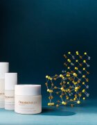 Omorovicza Daily Vitamin C Eye krema za osvetljevanje predela okoli oči z vitaminom C 15 ml