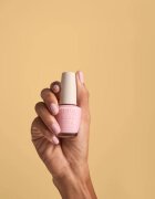 OPI Nature Strong Nails&Skin lak za nohte veganski odtenek Blossom Into Awesome 15 ml