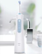 Oral-B Aquacare 4 ustna prha 1 kos