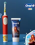 Oral-B Kids Lion King otroška zobna pasta s sadnim okusom 6 m+ 60 ml