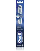 Oral-B Pro-Expert Clinical zobna ščetka 1 kos