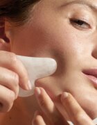 Payot Face Moving Gua Sha Visage Liftant pripomoček za masažo za glajenje poteze obraza 1 kos