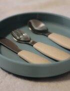 Petite&Mars Take&Match Stainless Steel Cutlery Set pribor za otroke Desert Sand 12m+ 3 kos