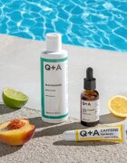 Q+A Caffeine posvetlitveni serum za predel okoli oči s kofeinom 15 ml