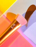 Real Techniques Hyperbrights čopič za konture RT 258 1 kos