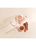 Revolution Reloaded nežni kompaktni puder odtenek Beige 6 g